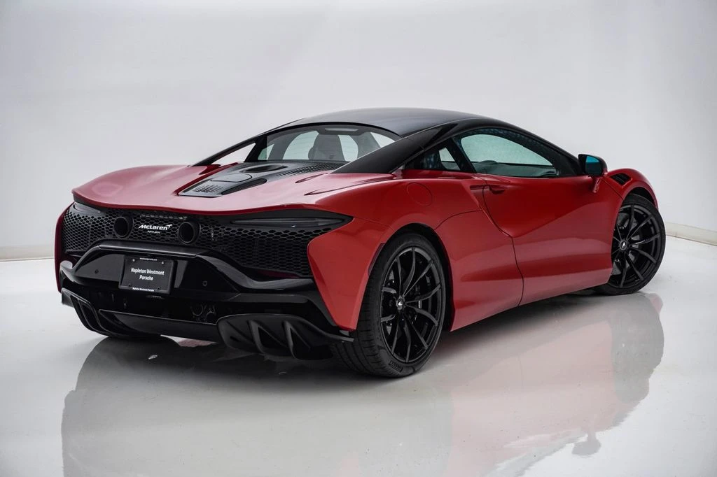 2023 McLaren Artura - Image 12 of 31