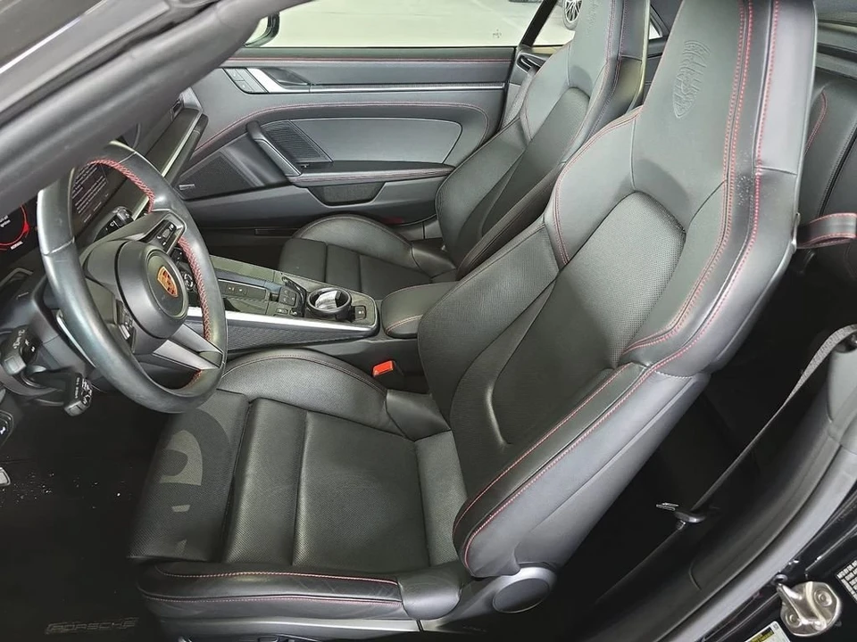 2023 Porsche 992 Carrera - Image 5 of 6