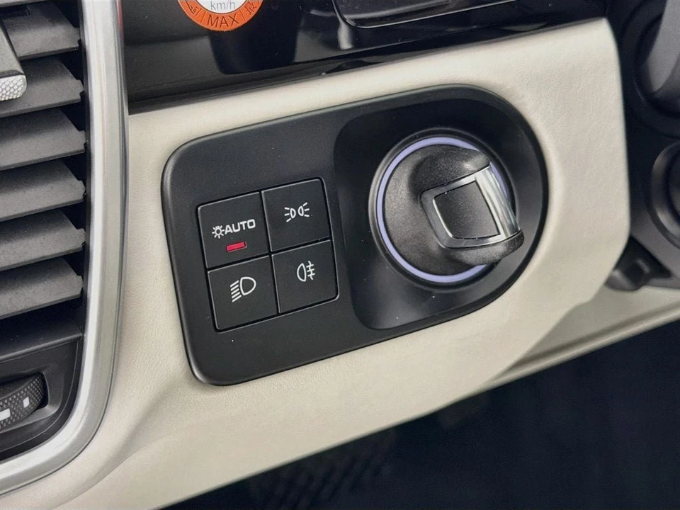 2023 Porsche 9Y0/9Y3 Cayenne - Image 14 of 31