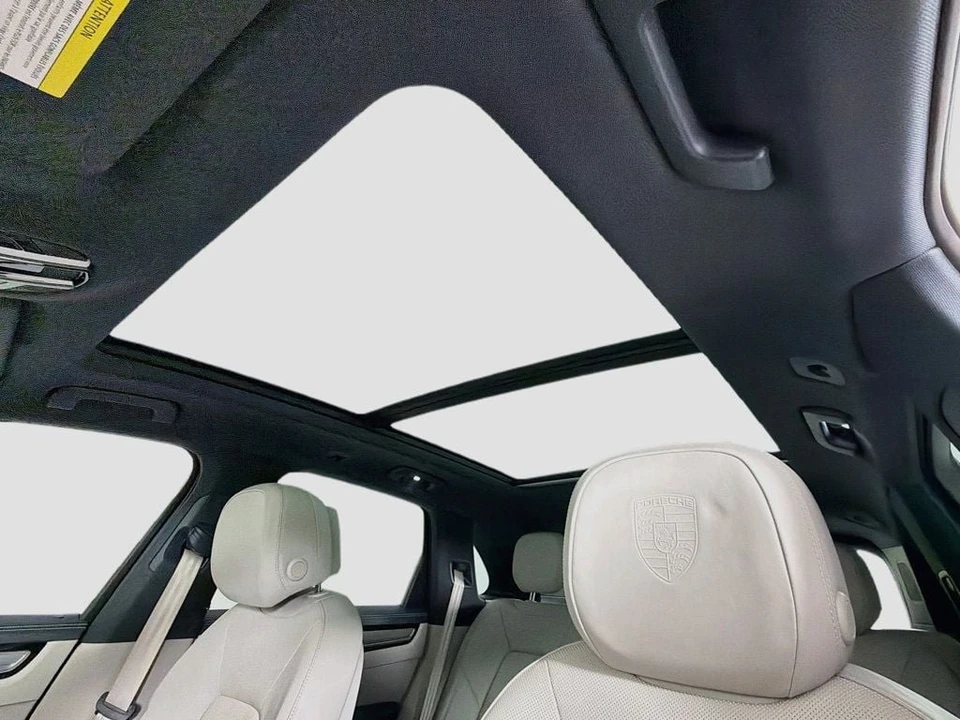 2023 Porsche 9Y0/9Y3 Cayenne - Image 23 of 31