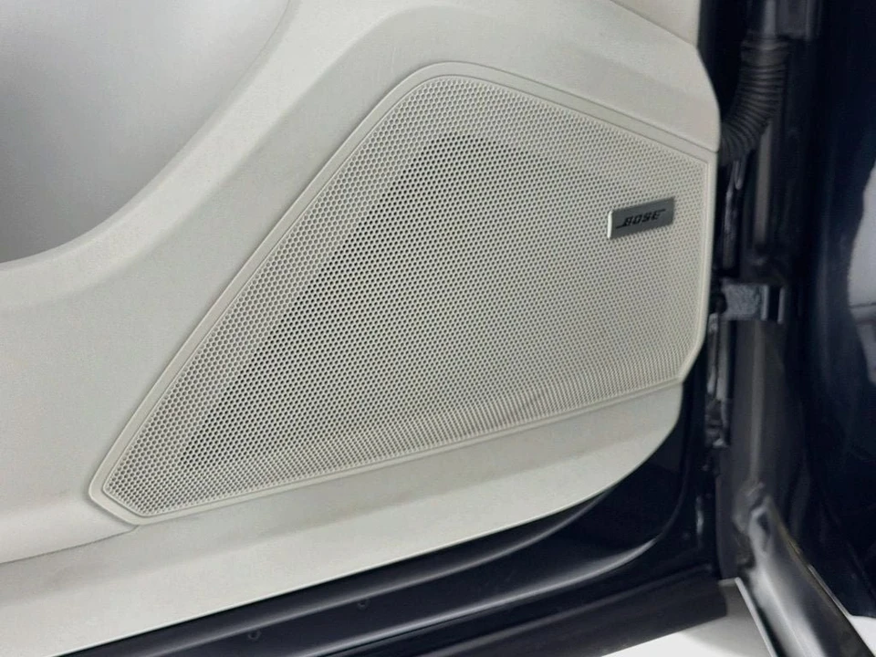 2023 Porsche 9Y0/9Y3 Cayenne - Image 12 of 31