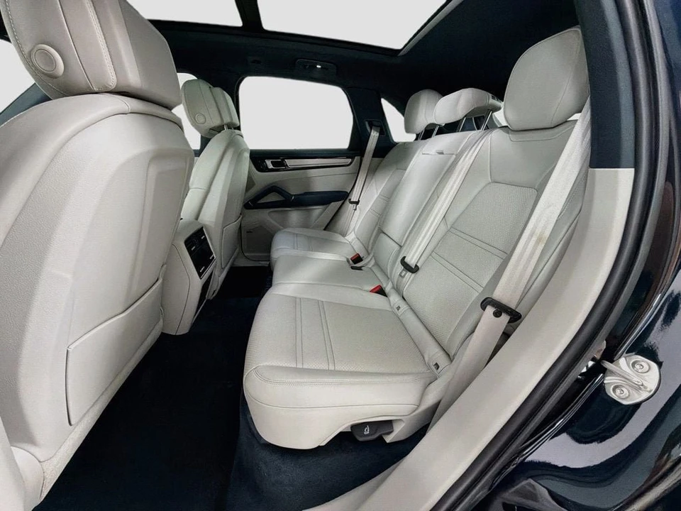2023 Porsche 9Y0/9Y3 Cayenne - Image 24 of 31