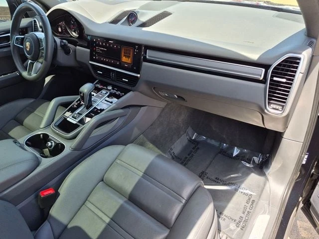 2023 Porsche 9Y0/9Y3 Cayenne - Image 20 of 24