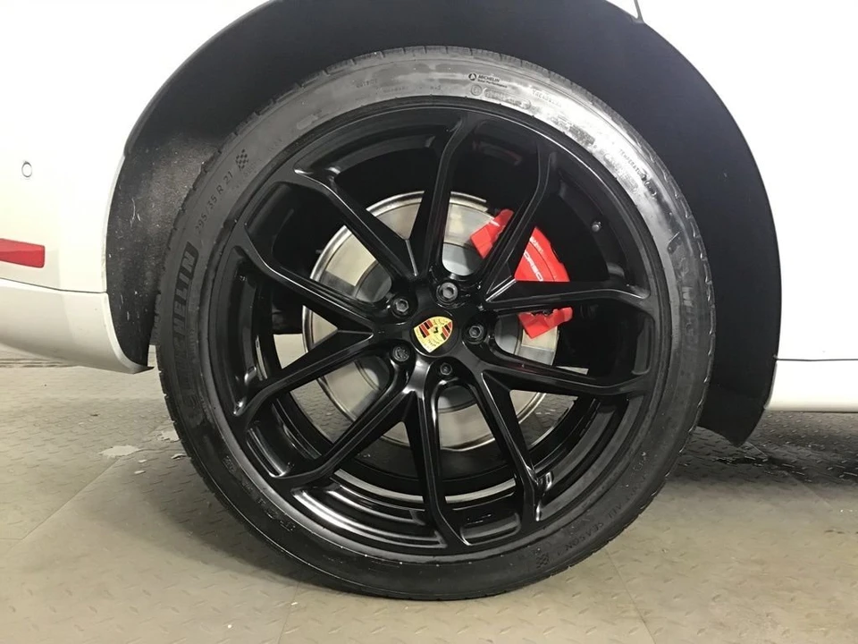 2023 Porsche Macan GTS - Image 13 of 31