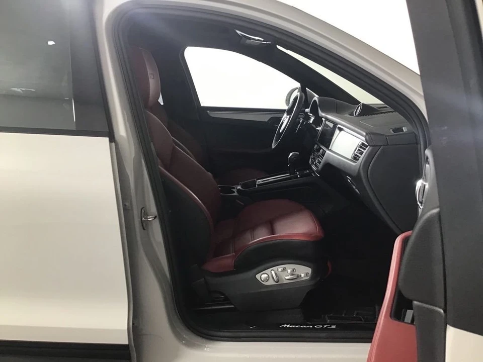 2023 Porsche Macan GTS - Image 20 of 31