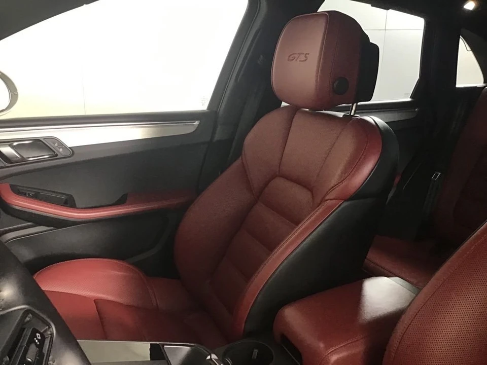 2023 Porsche Macan GTS - Image 21 of 31