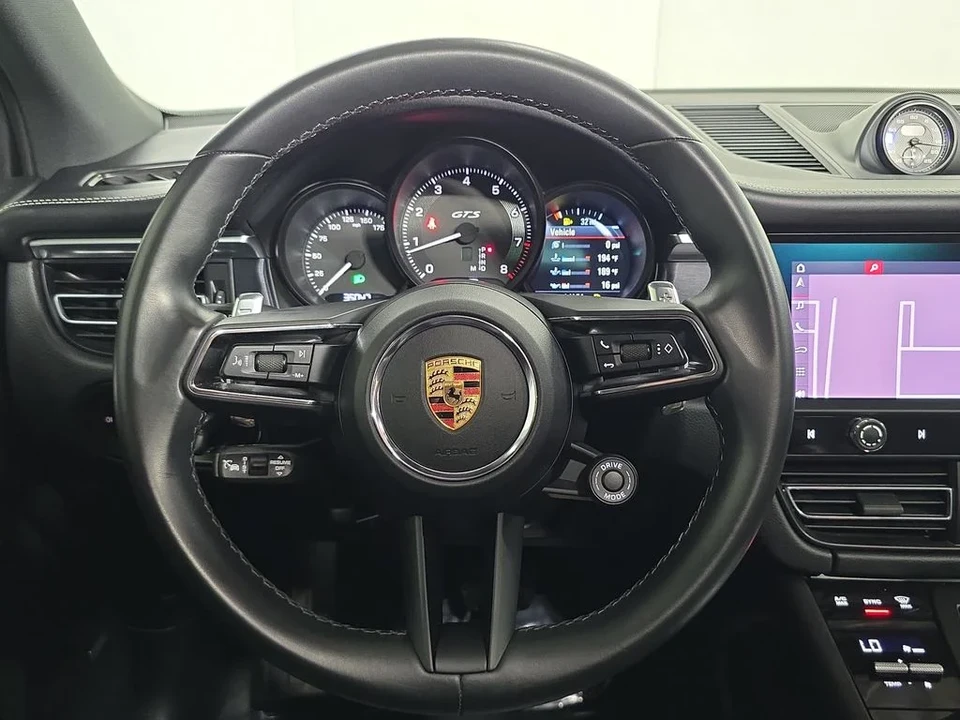 2023 Porsche Macan GTS - Image 14 of 30
