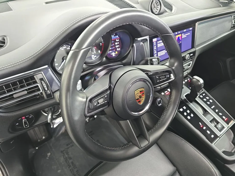 2023 Porsche Macan GTS - Image 4 of 30