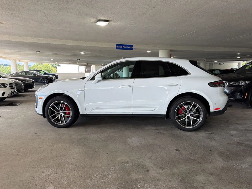 2023 Porsche Macan S - Image 2 of 13
