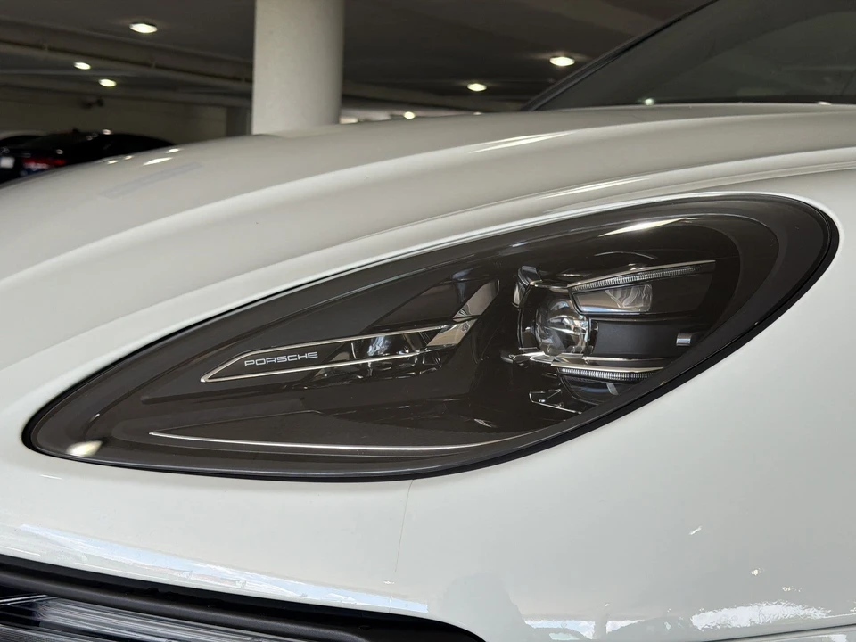 2023 Porsche Macan S - Image 12 of 13