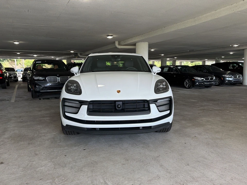 2023 Porsche Macan S - Image 5 of 13