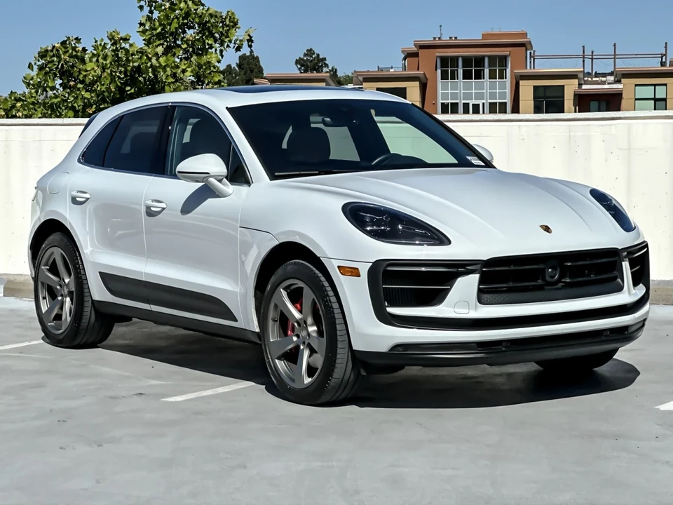 2023 Porsche Macan S - Image 10 of 29