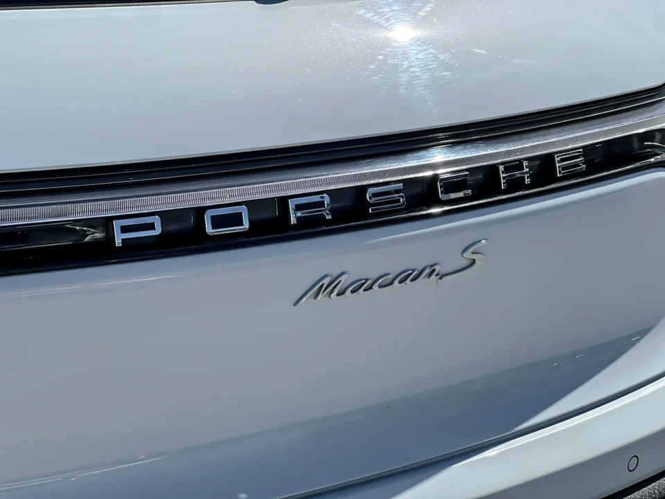 2023 Porsche Macan S - Image 27 of 29