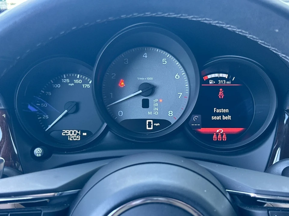 2023 Porsche Macan S - Image 24 of 29