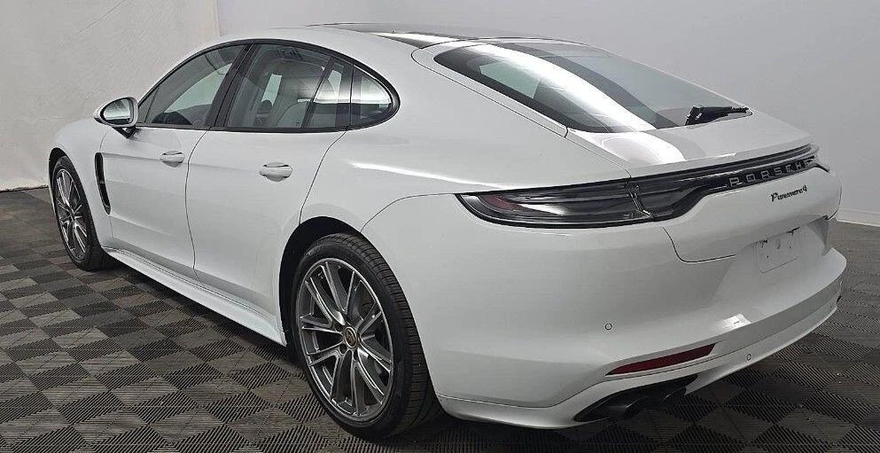 2023 Porsche 971 Panamera - Image 2 of 7