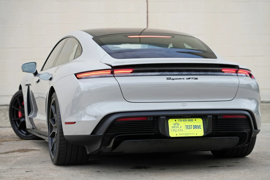 2023 Porsche Taycan GTS - Image 6 of 31
