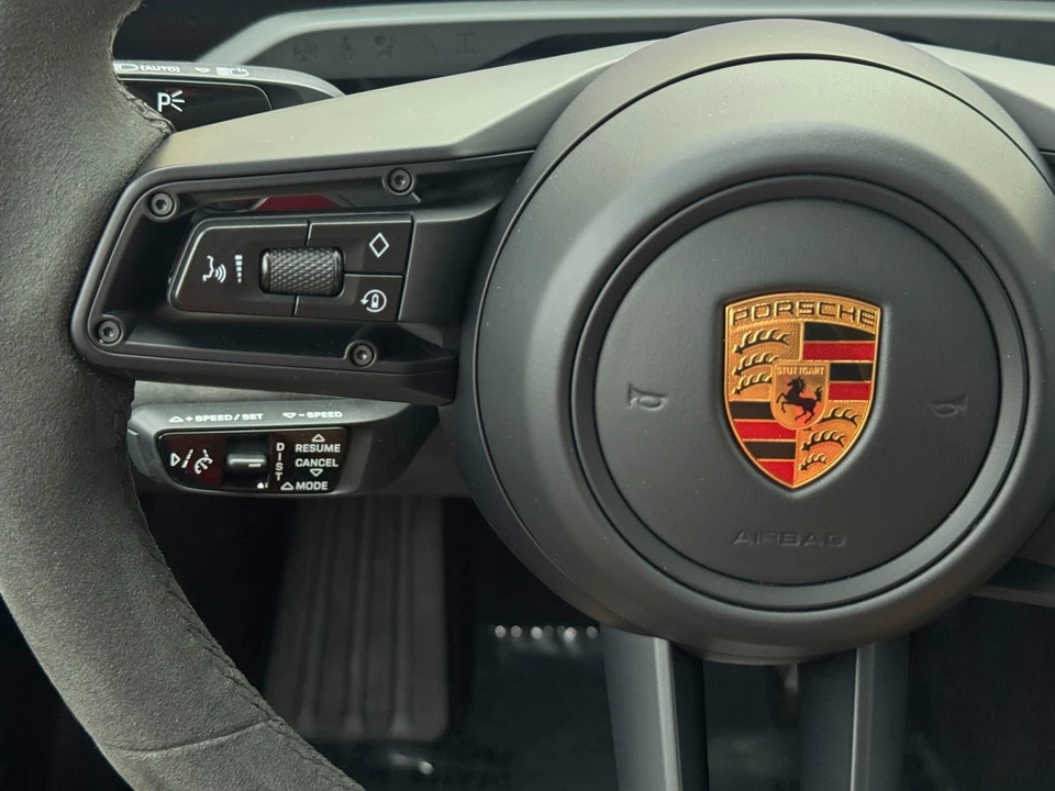 2023 Porsche Taycan GTS - Image 21 of 31