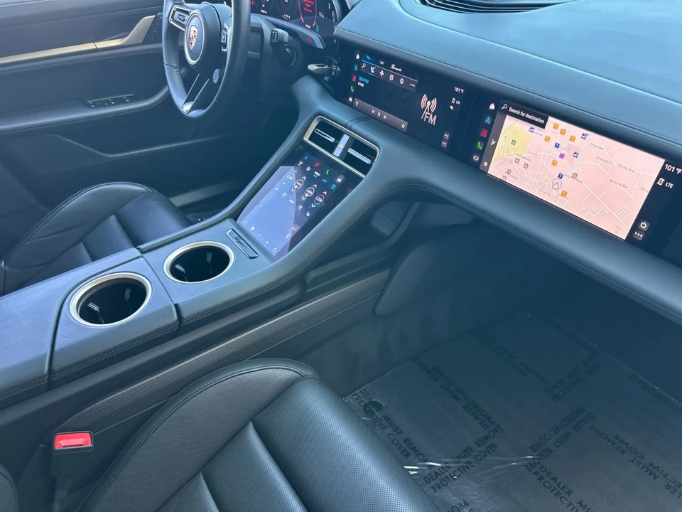 2023 Porsche Taycan Turbo S - Image 15 of 28