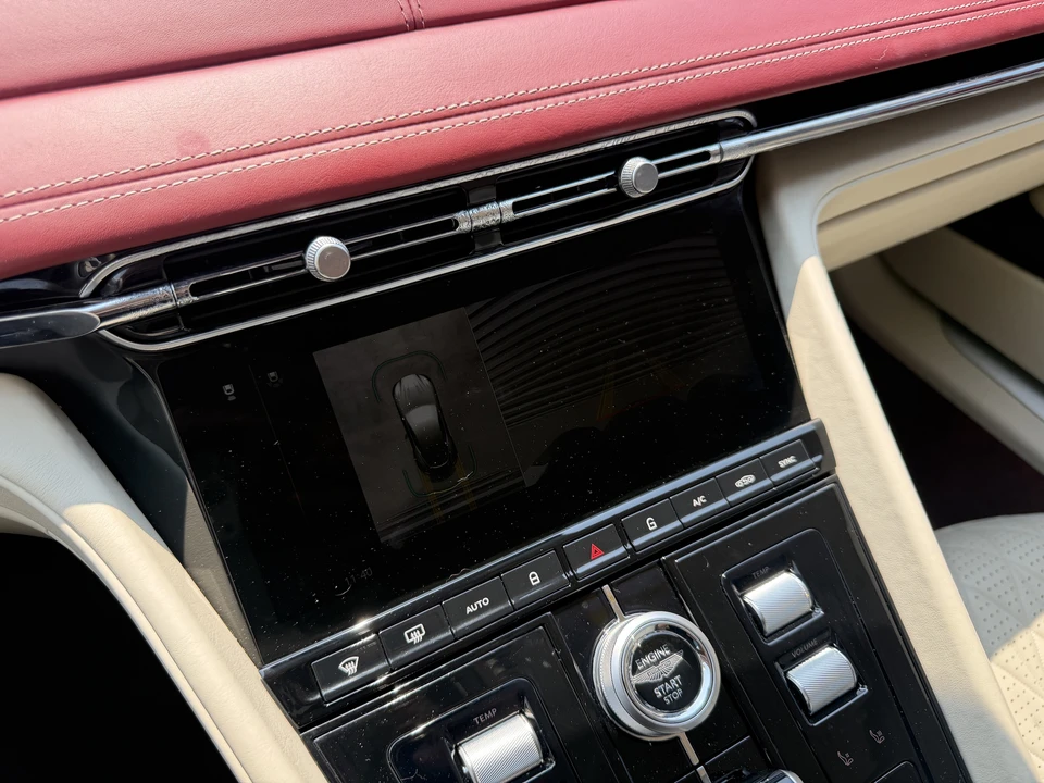 2024 Aston Martin DB12 - Image 25 of 29