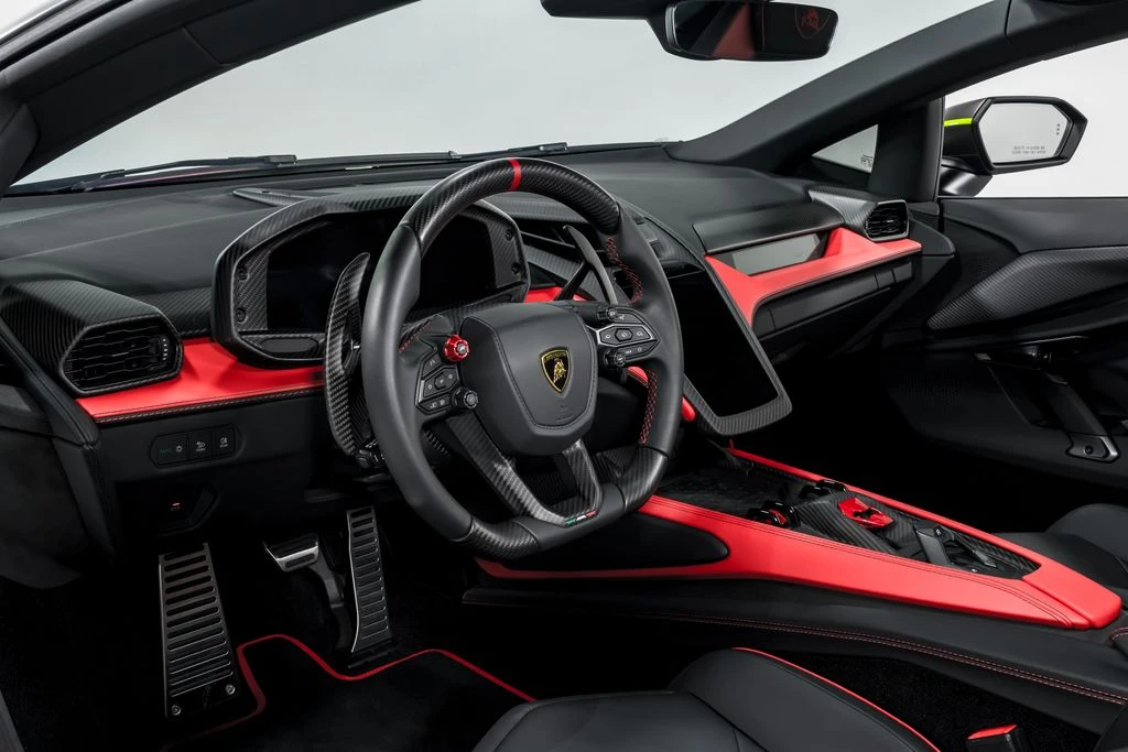2024 Lamborghini Revuelto - Image 11 of 31