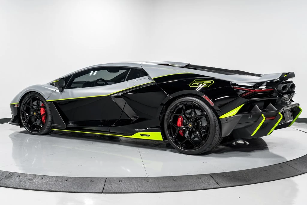2024 Lamborghini Revuelto - Image 5 of 31