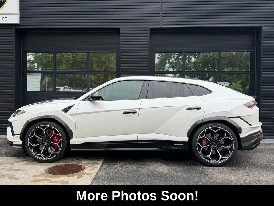2024 Lamborghini Urus Performante - Image 2 of 7
