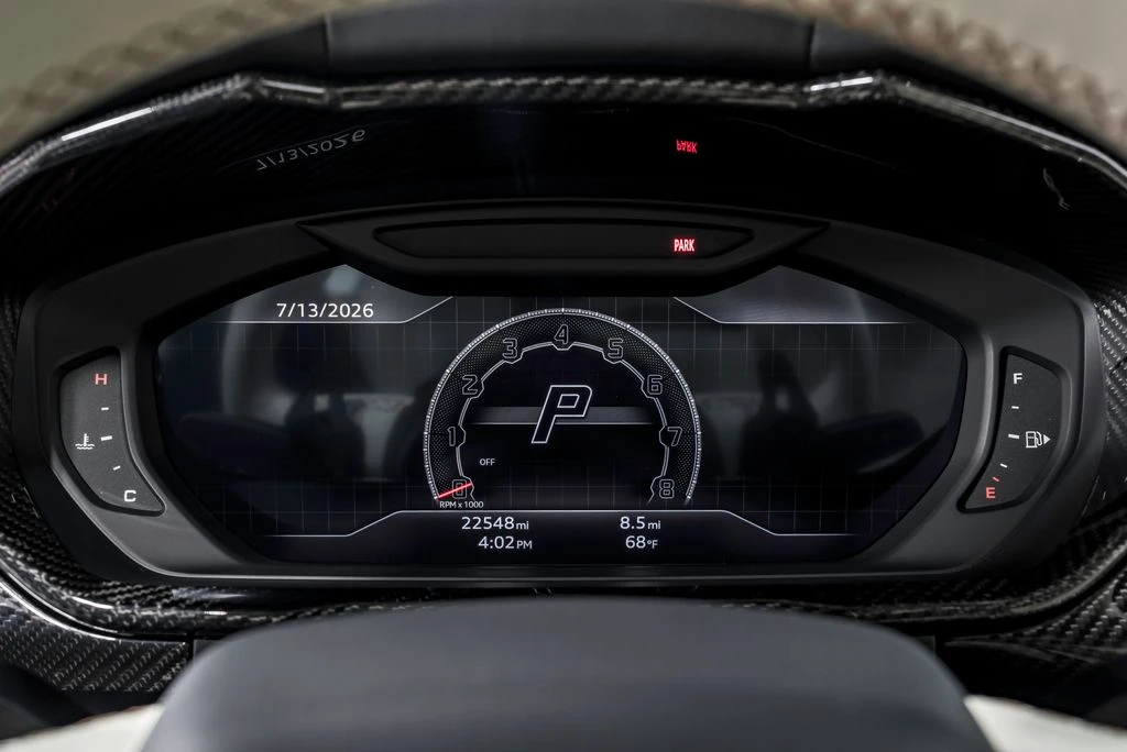 2024 Lamborghini Urus S - Image 15 of 31