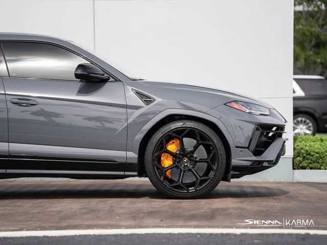 2024 Lamborghini Urus SE - Image 18 of 31