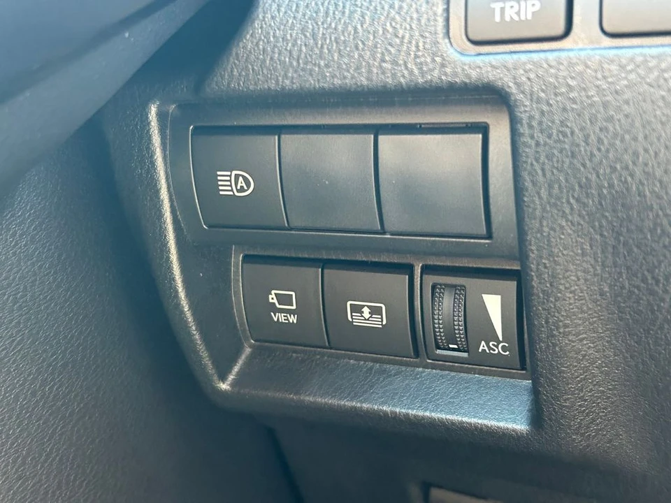 2024 Lexus IS 3rd Gen - Image 26 of 31