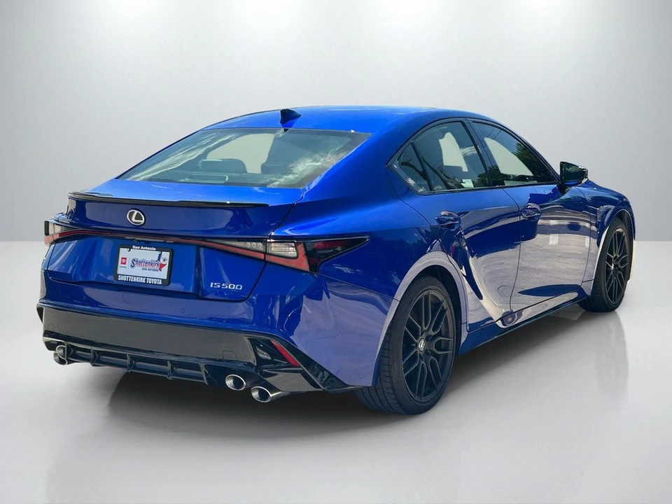 2024 Lexus IS 3rd Gen - Image 5 of 31