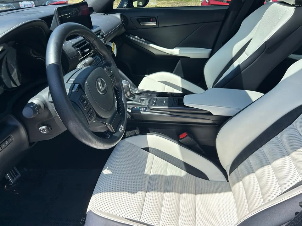 2024 Lexus IS 3rd Gen - Image 11 of 31