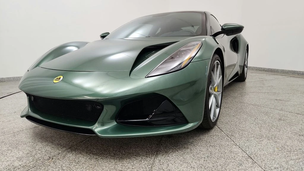 2024 Lotus Emira - Image 11 of 31
