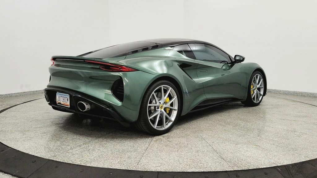 2024 Lotus Emira - Image 5 of 31