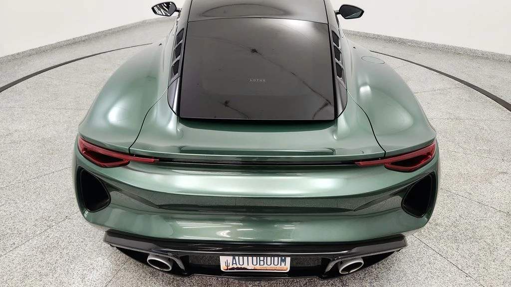 2024 Lotus Emira - Image 21 of 31