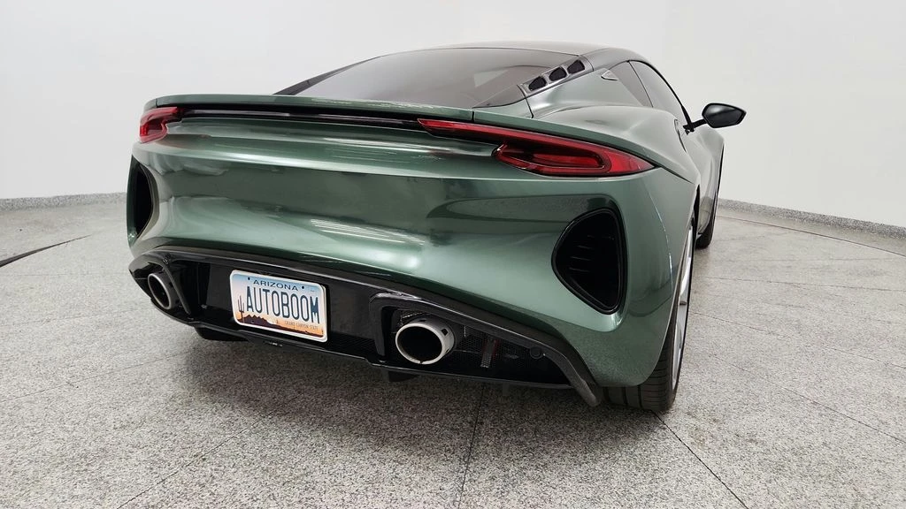 2024 Lotus Emira - Image 19 of 31