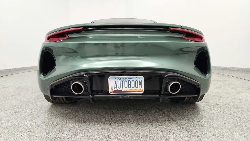 2024 Lotus Emira - Image 17 of 31