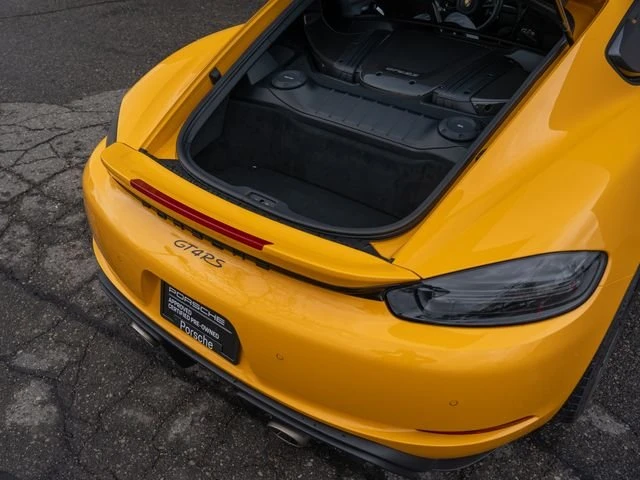 2024 Porsche 718 Cayman GT4 RS - Image 17 of 31