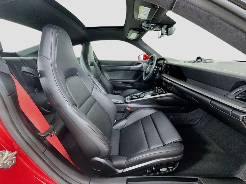 2024 Porsche 992 Carrera 4S - Image 26 of 31