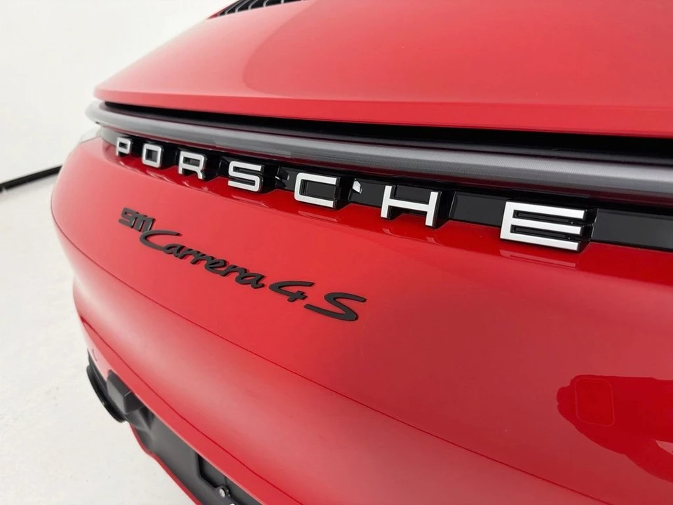 2024 Porsche 992 Carrera 4S - Image 11 of 31