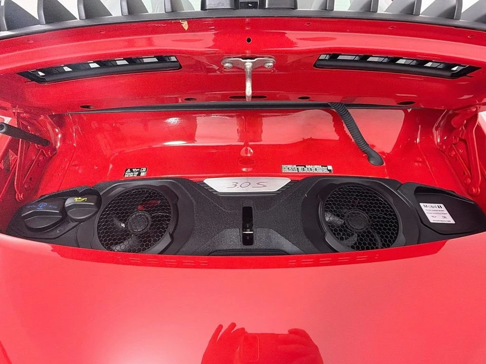 2024 Porsche 992 Carrera 4S - Image 24 of 31