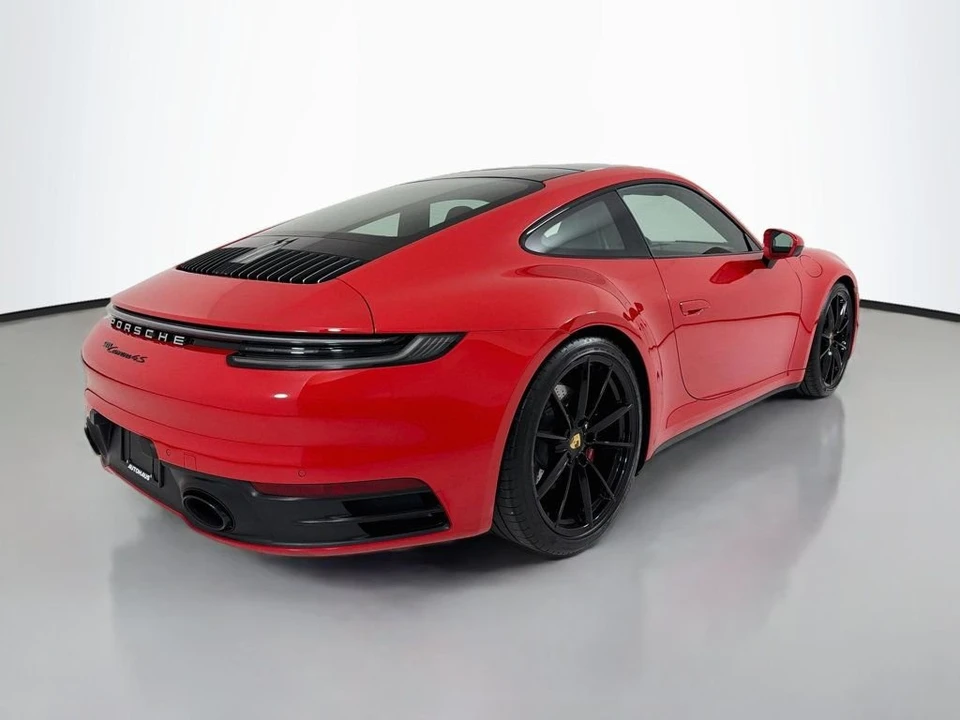 2024 Porsche 992 Carrera 4S - Image 9 of 31