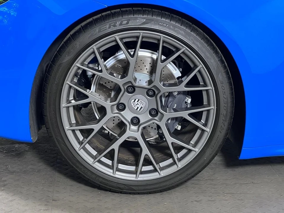 2024 Porsche 992 Carrera T - Image 12 of 31