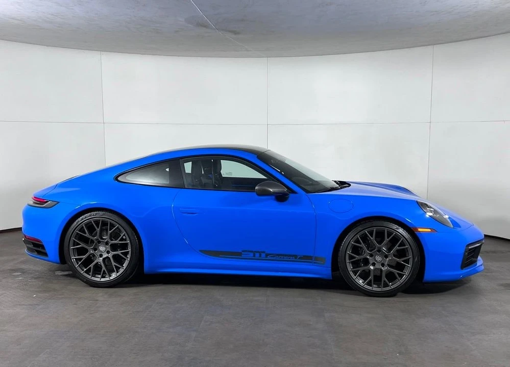 2024 Porsche 992 Carrera T - Image 8 of 31