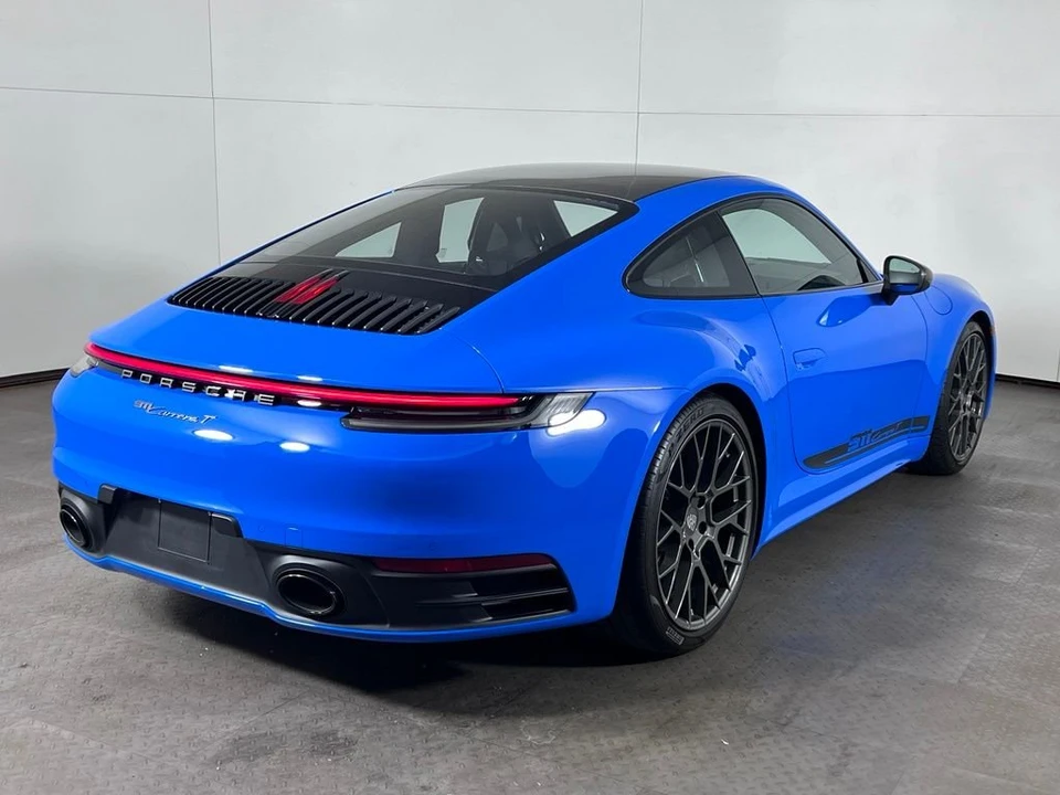 2024 Porsche 992 Carrera T - Image 7 of 31