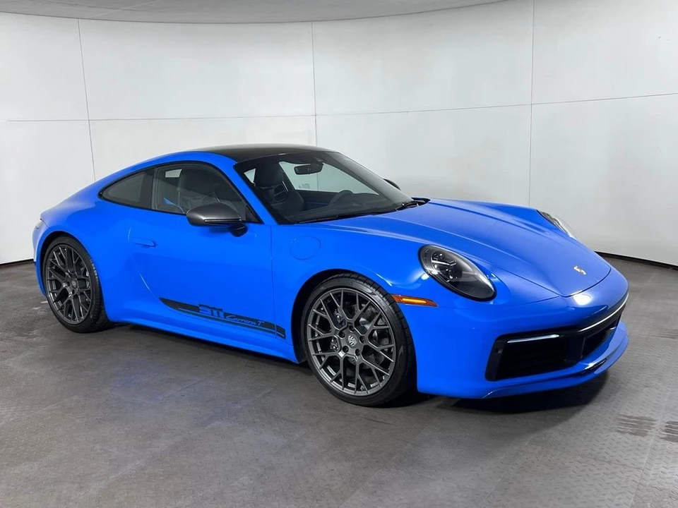 2024 Porsche 992 Carrera T - Image 9 of 31