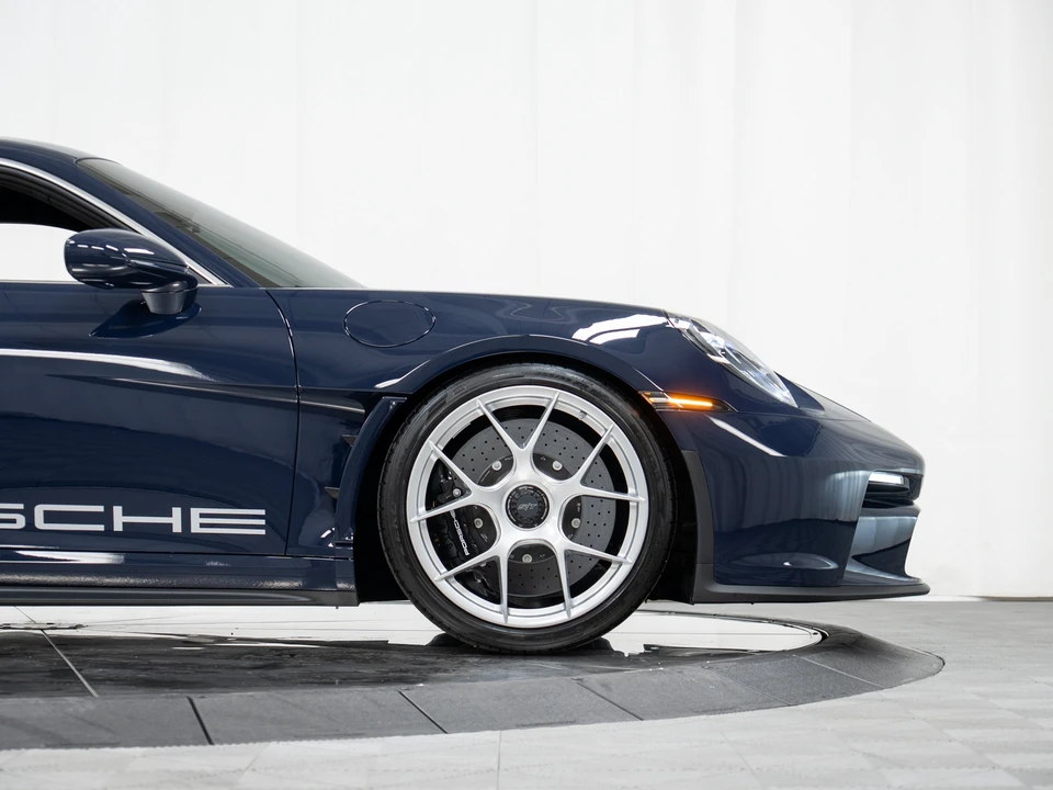 2024 Porsche 992 S/T - Image 9 of 31