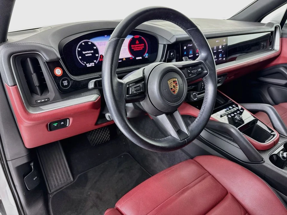 2024 Porsche 9Y0/9Y3 Cayenne - Image 4 of 12