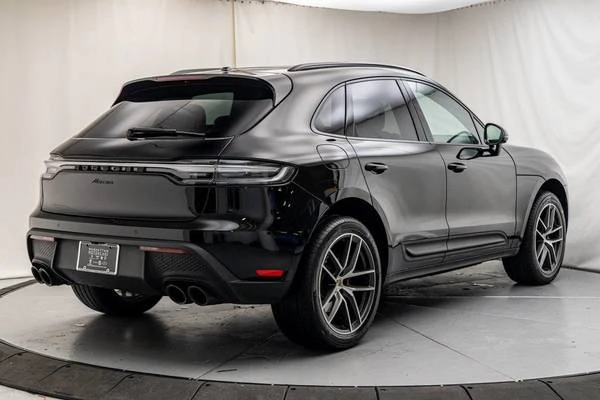 2024 Porsche Macan - Image 5 of 11