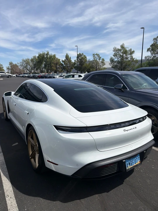 2024 Porsche Taycan 4S - Image 7 of 9