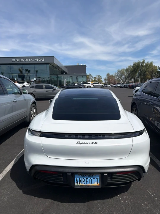 2024 Porsche Taycan 4S - Image 6 of 9